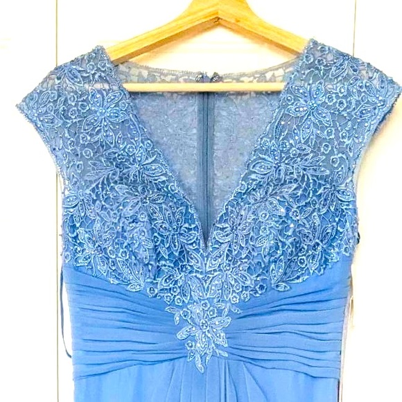 New with Tags - Evening dress - Picture 1 of 4